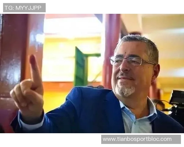 罗马关注阿雷瓦洛桑坦德竞技总监透露冬季转会可能性 罗马关注阿雷瓦洛桑坦德竞技总监透露冬季转会可能性