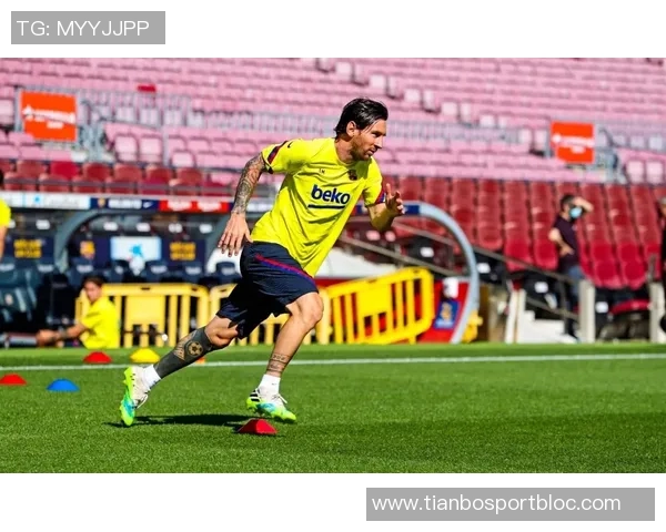 梅西重返诺坎普引发热潮点赞超2600万四条动态成热门焦点 梅西重返诺坎普引发热潮点赞超2600万四条动态成热门焦点