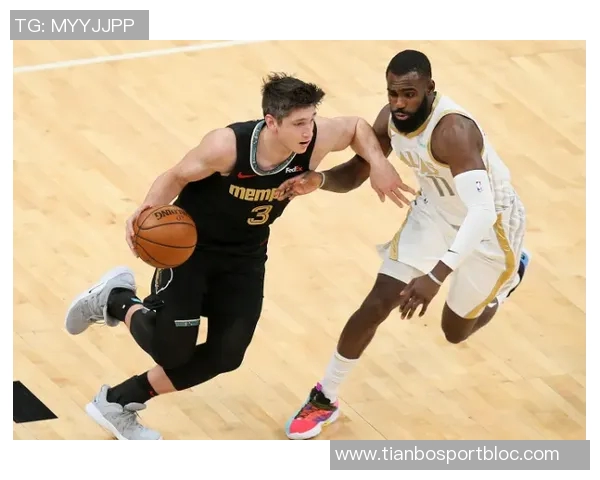 瓦兰表现惊艳全场7投全中高效斩获15分6篮板2助攻助力球队胜利