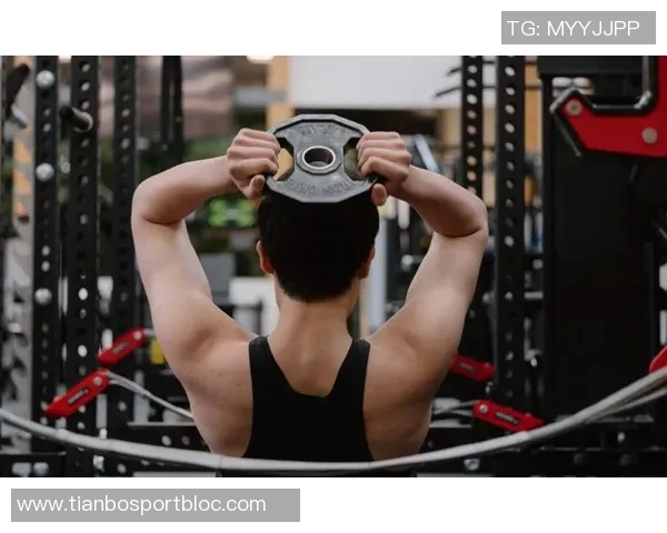 媒体人指出杨瀚森需提升三分投射训练以弥补移动能力短板 媒体人指出杨瀚森需提升三分投射训练以弥补移动能力短板