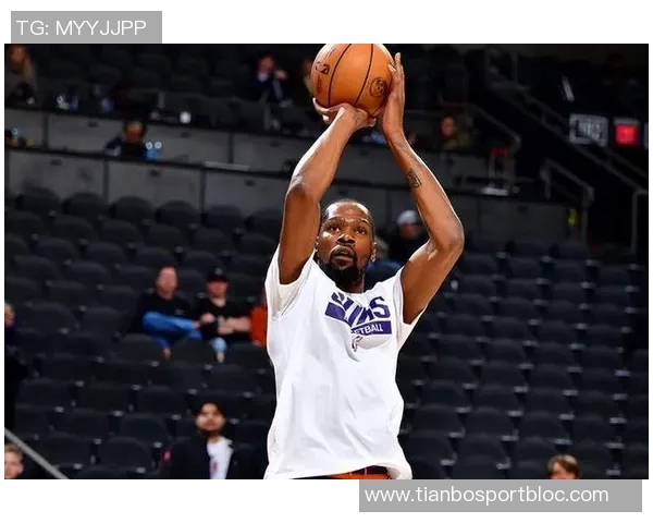 狄龙加盟太阳后迅速斩获200分与25记三分创队史新纪录